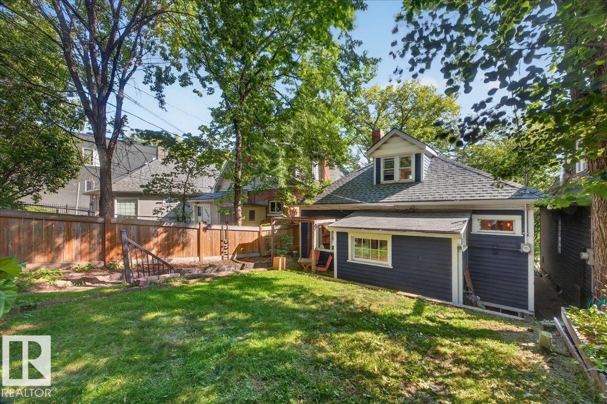 10034 94 ST NW - 36