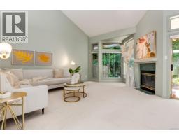 816 Lakes Blvd, French Creek, BC V9P2P8 Photo 11