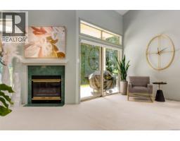 816 Lakes Blvd, French Creek, BC V9P2P8 Photo 13