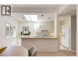 816 Lakes Blvd, French Creek, BC V9P2P8 Photo 21