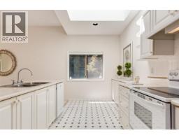 816 Lakes Blvd, French Creek, BC V9P2P8 Photo 24