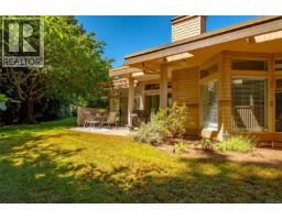 816 Lakes Blvd, French Creek, BC V9P2P8 Photo 60