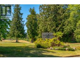 816 Lakes Blvd, French Creek, BC V9P2P8 Photo 66