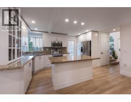 1545 Salal Crescent, Coquitlam, BC V3E2V6 Photo 6