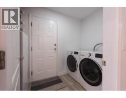 1545 Salal Crescent, Coquitlam, BC V3E2V6 Photo 13