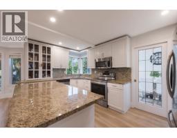 1545 Salal Crescent, Coquitlam, BC V3E2V6 Photo 7