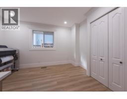 1545 Salal Crescent, Coquitlam, BC V3E2V6 Photo 10