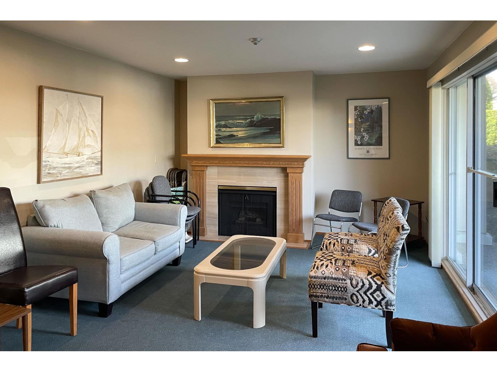 308 1441 BLACKWOOD STREET, White Rock