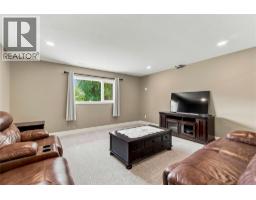 3886 Parri Road, Sorrento, BC V0E2W1 Photo 46