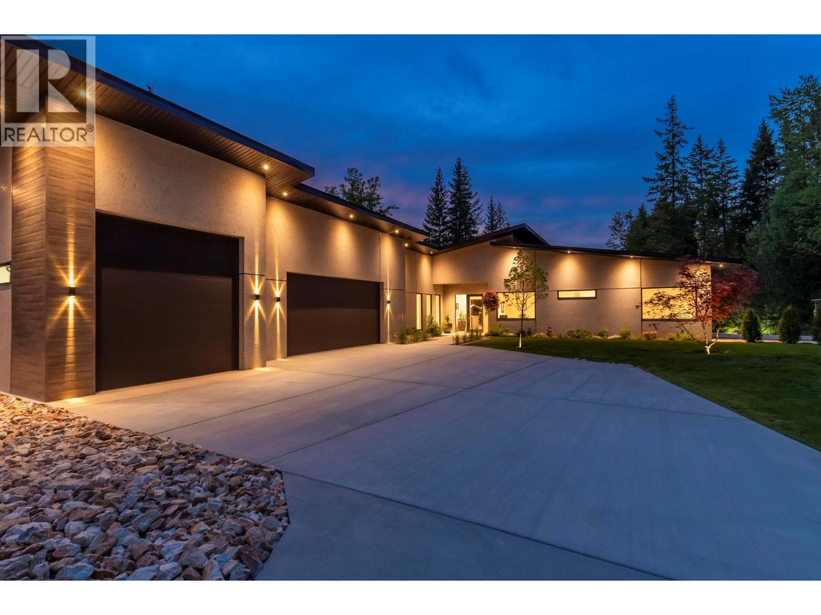  5147 Sunset Drive, Eagle Bay