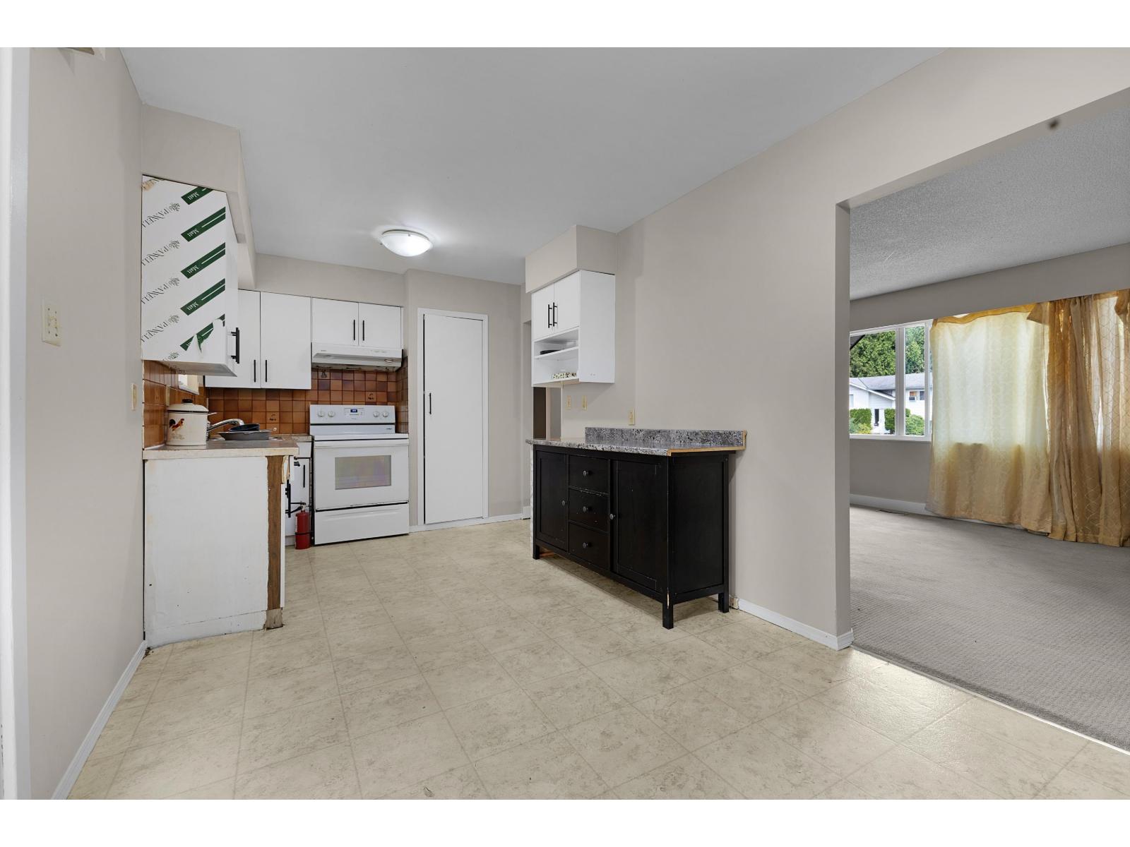 3 Bed, 3 Bath House for Rent in Surrey – 8647 AUGUST DRIVE, Surrey – MLS# R3158668 - Image 17