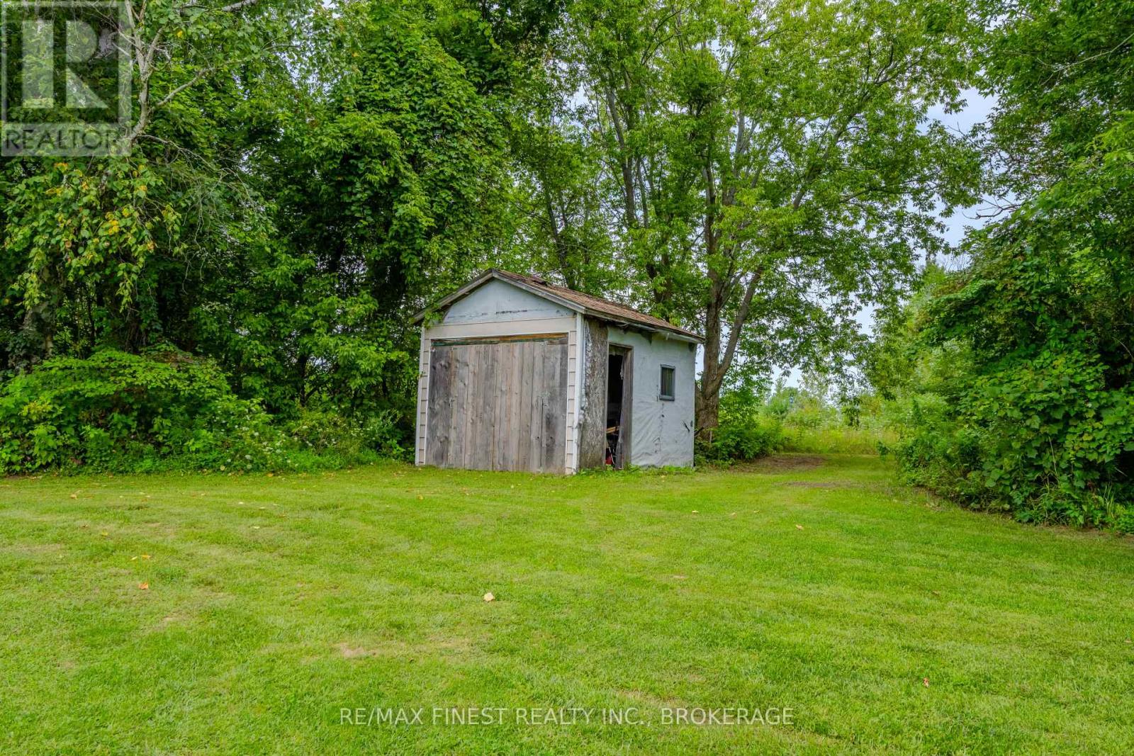 695 WESTPORT ROAD - Image 44