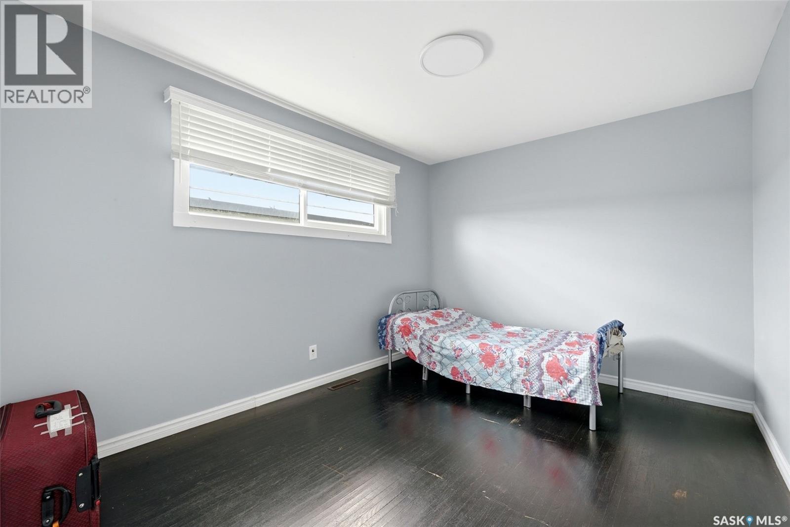 1321 Victoria AVENUE - 15