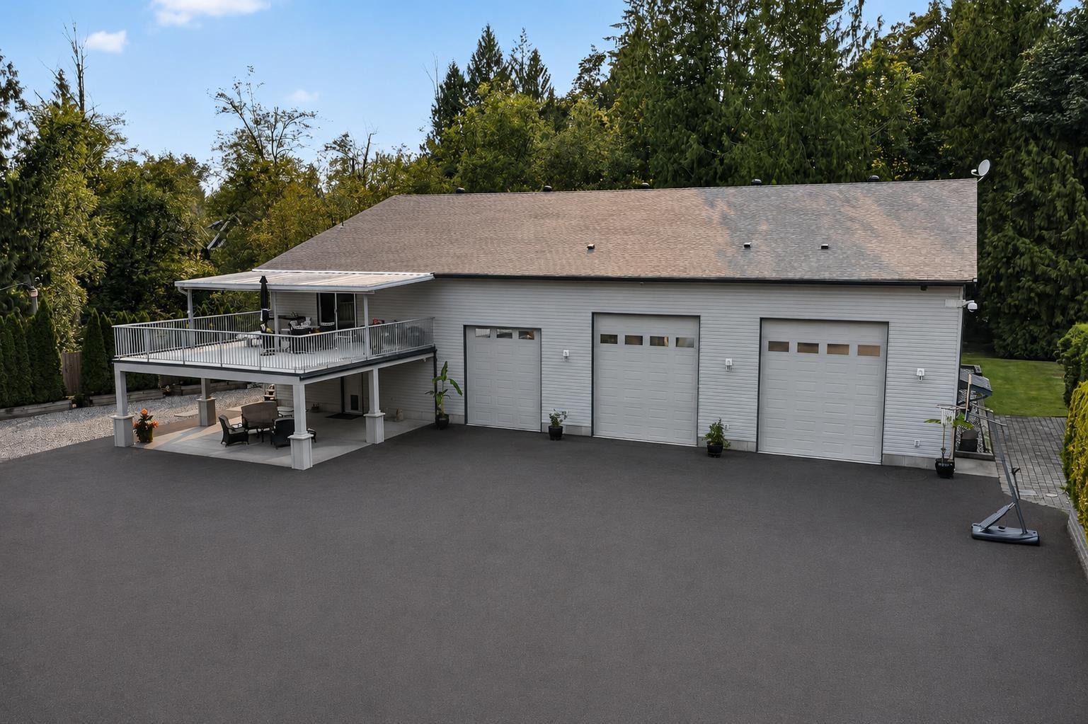 3 Bed, 4 Bath House for Sale in Langley – 21790 100 AVENUE, Langley – MLS# R3158236 - Image 2