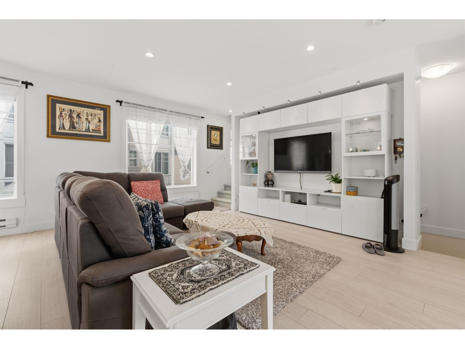 3 Bed, 3 Bath House for Sale in Surrey – 36 14499 64 AVENUE, Surrey – MLS# R3158511 - Image 17