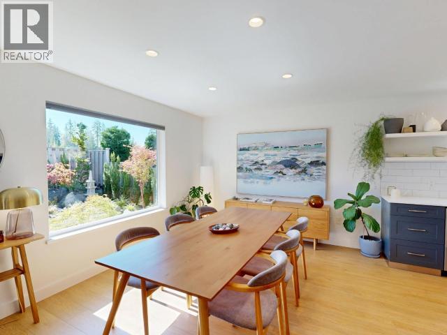 7117 EDGEHILL CRESCENT - 32