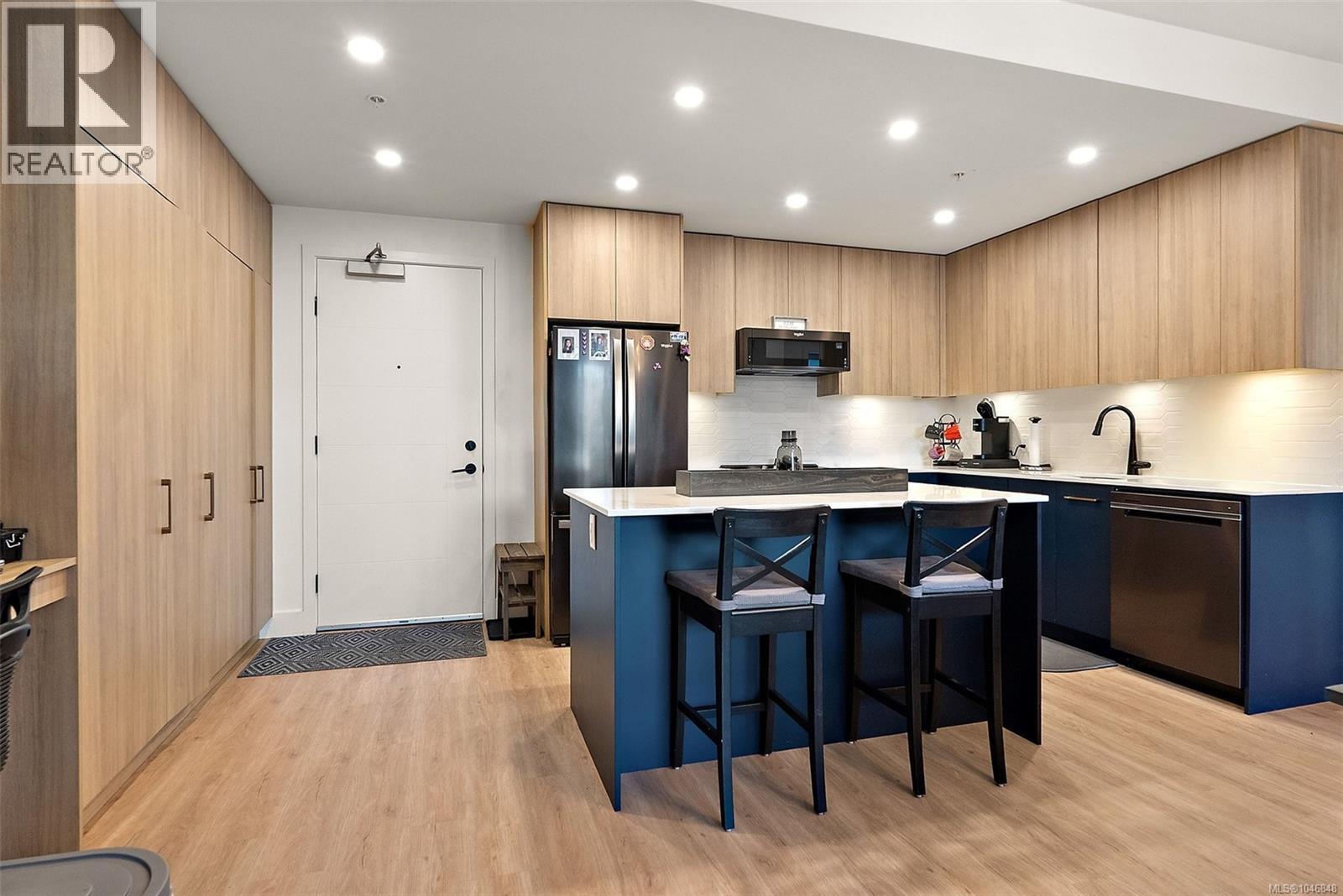 #236 920 Reunion Ave - Image 9