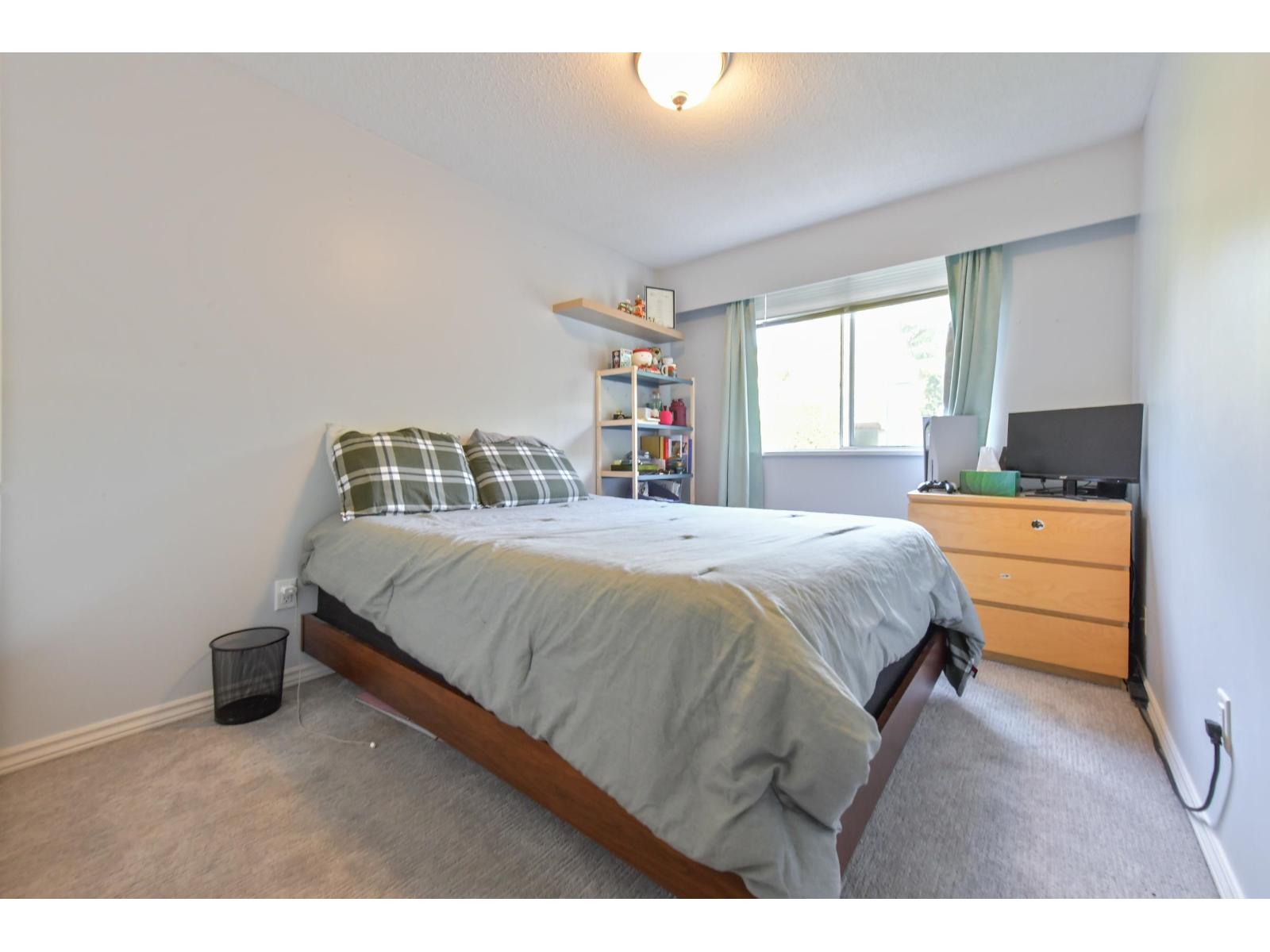 206 15010 ROPER AVENUE, White Rock