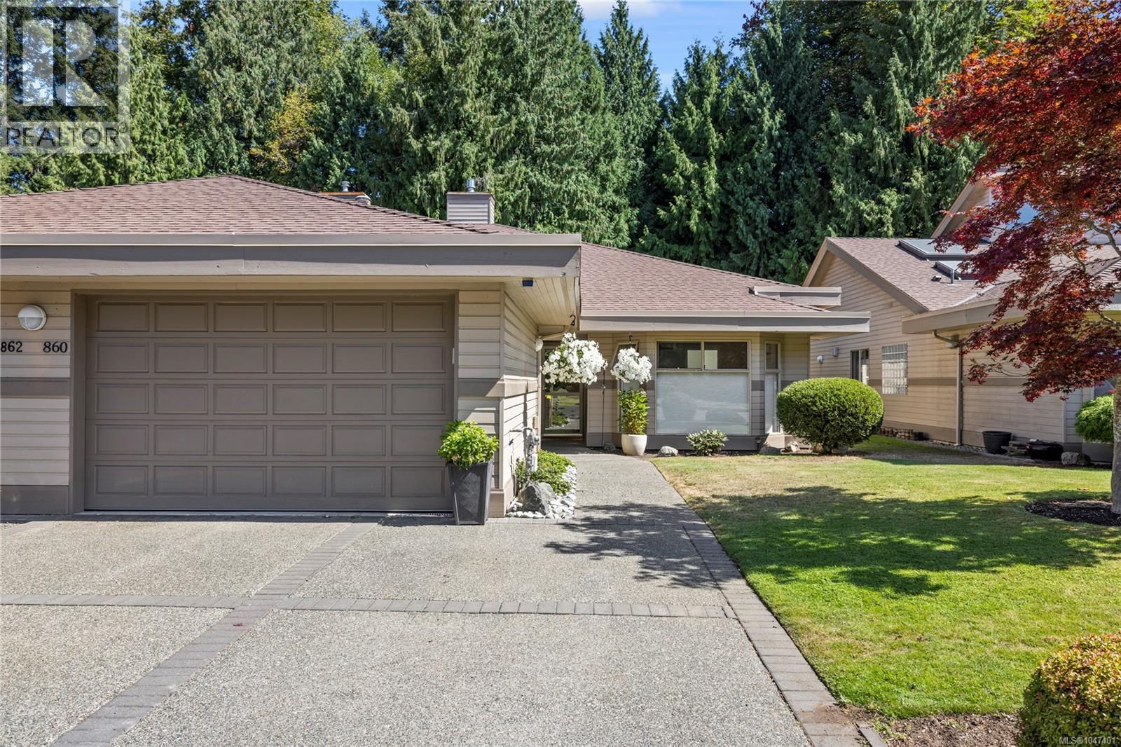 860 Lakes Blvd, French Creek