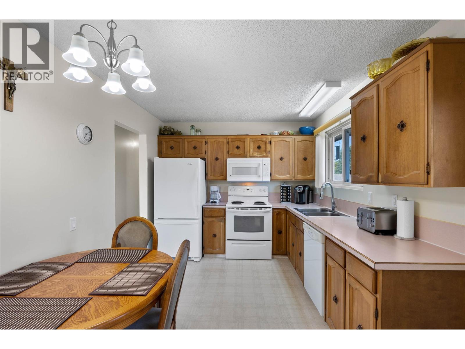 1598 Southview Terrace, Kamloops
