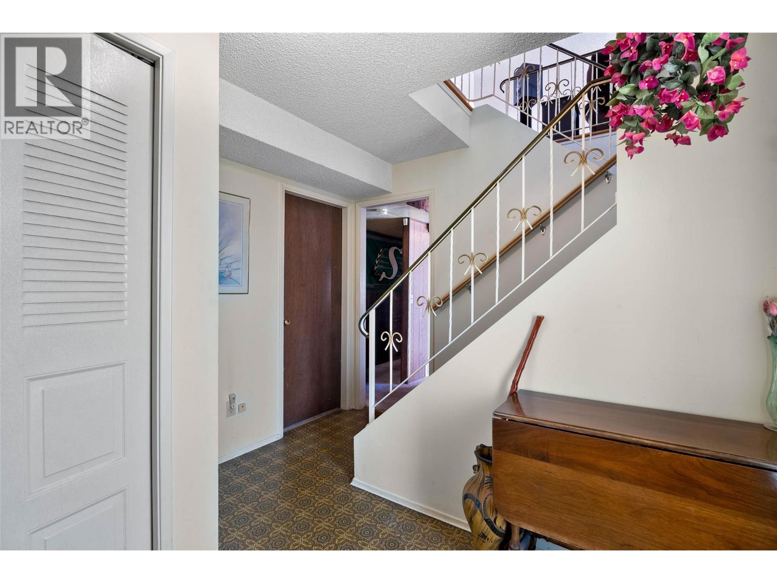 1598 Southview Terrace, Kamloops