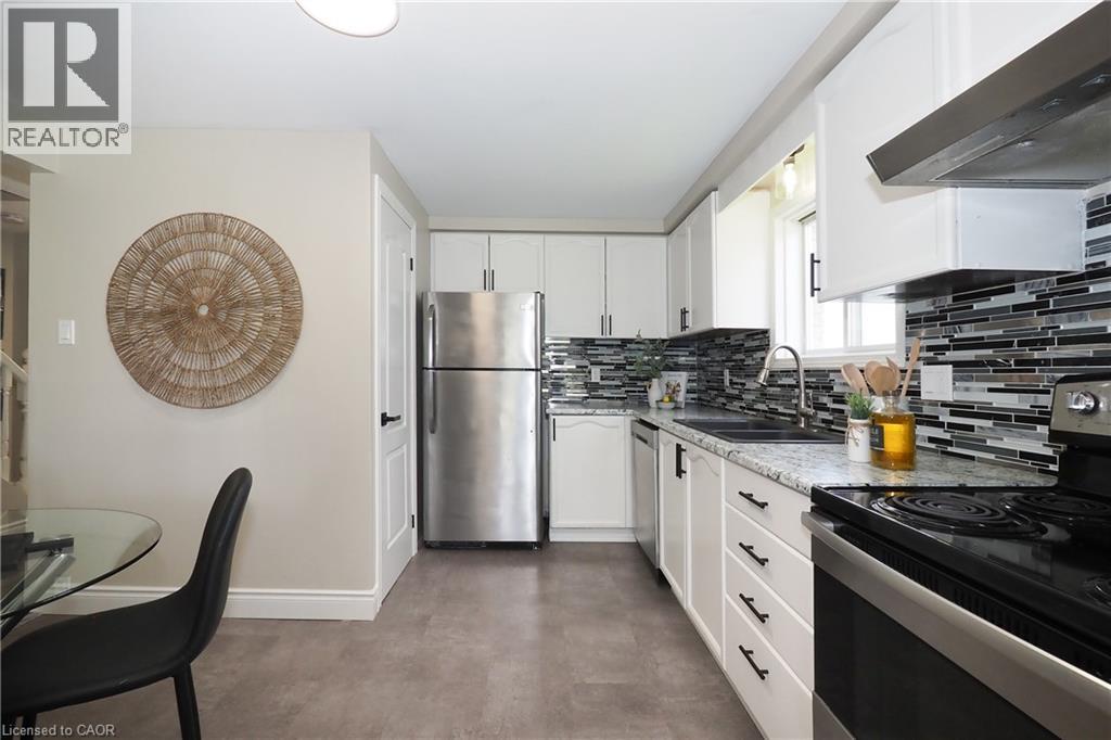 495 MISTY Crescent - 16