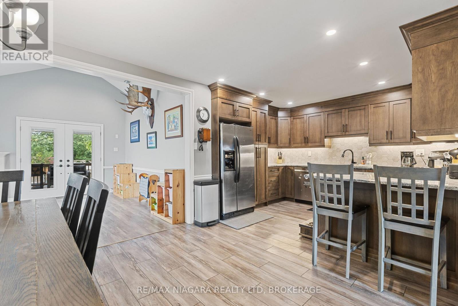 11 NORTHHAVEN ROAD - 14