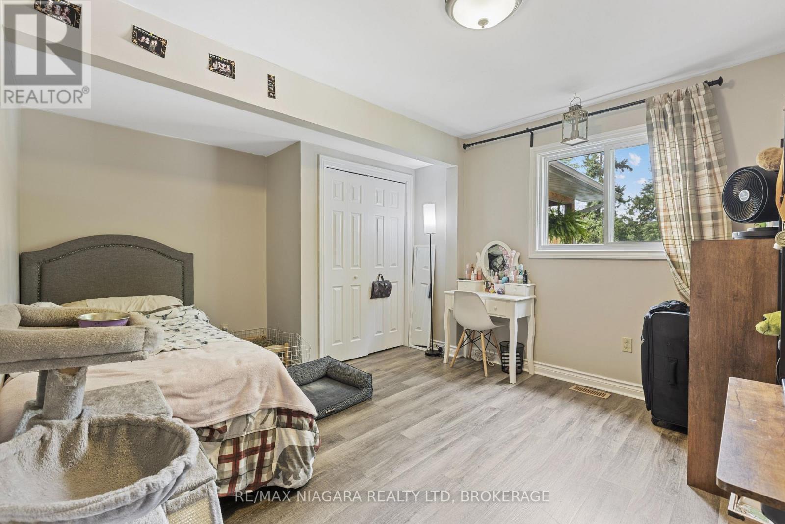 11 NORTHHAVEN ROAD - 22