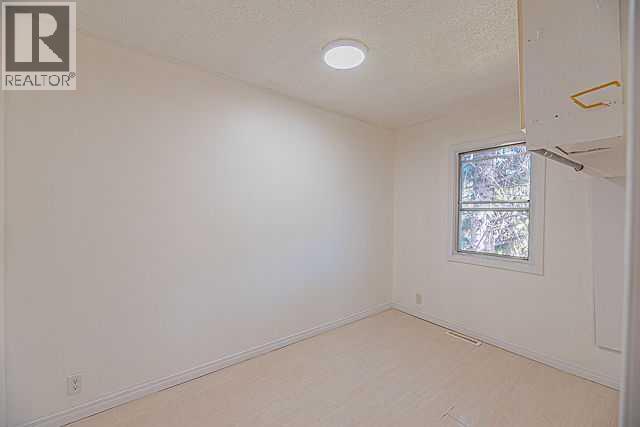 1315 35 Street SE - 12