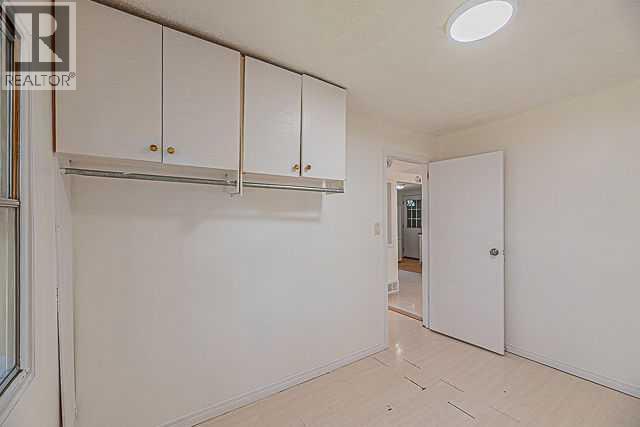 1315 35 Street SE - 13