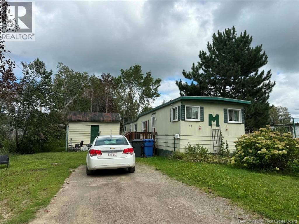 37 Bradd Street - 2
