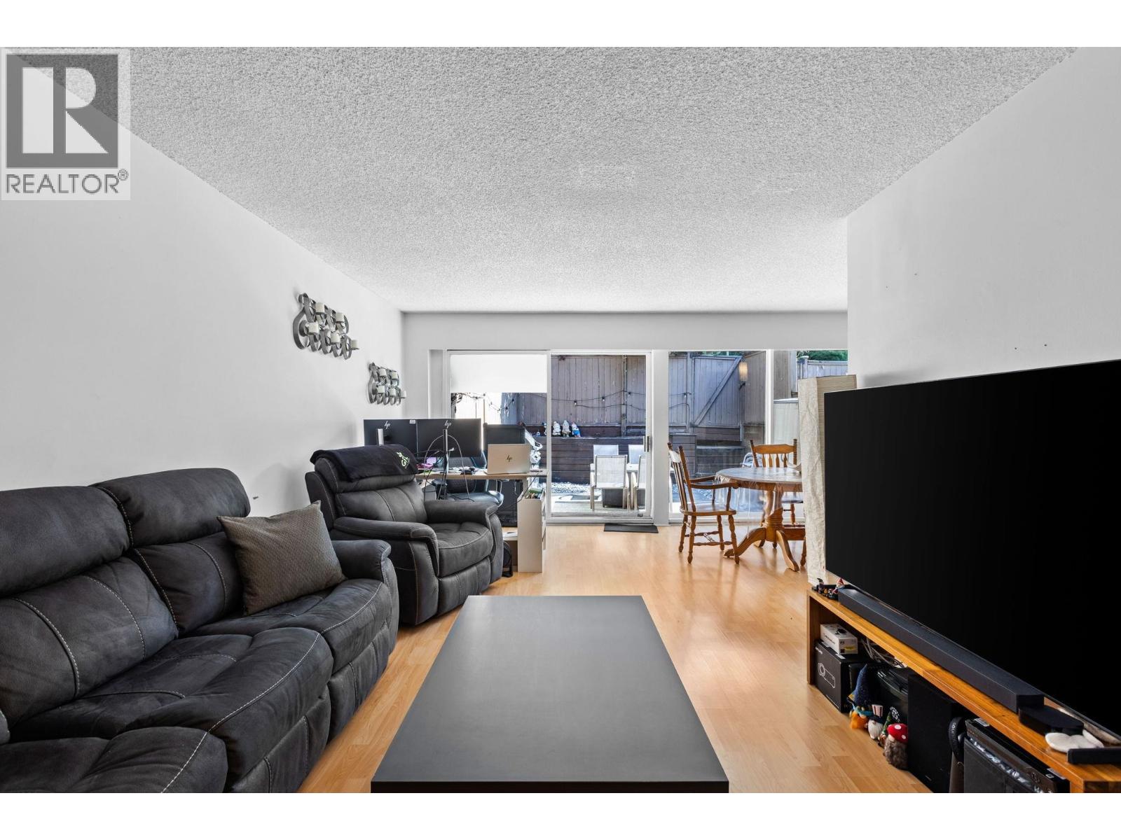9010 CENTAURUS CIRCLE, Burnaby