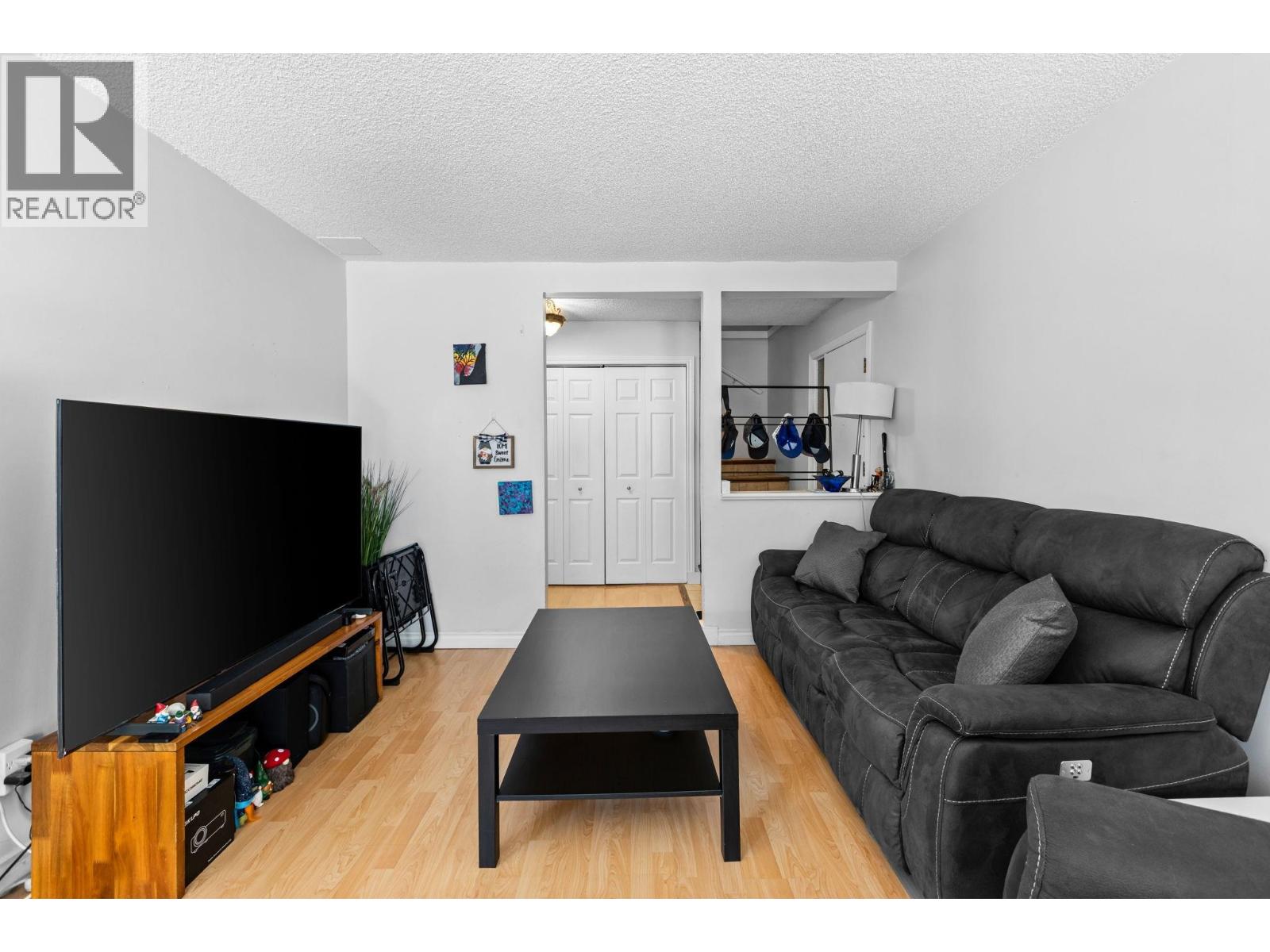 9010 CENTAURUS CIRCLE, Burnaby