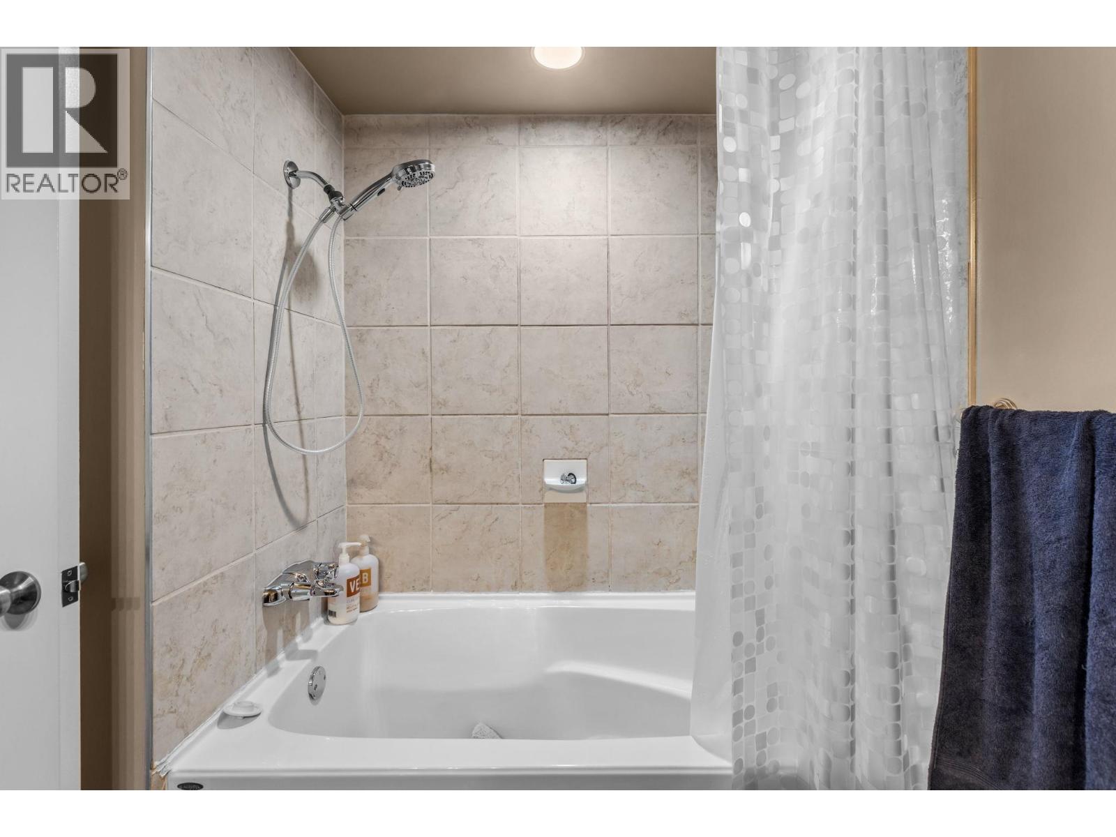 9010 CENTAURUS CIRCLE, Burnaby