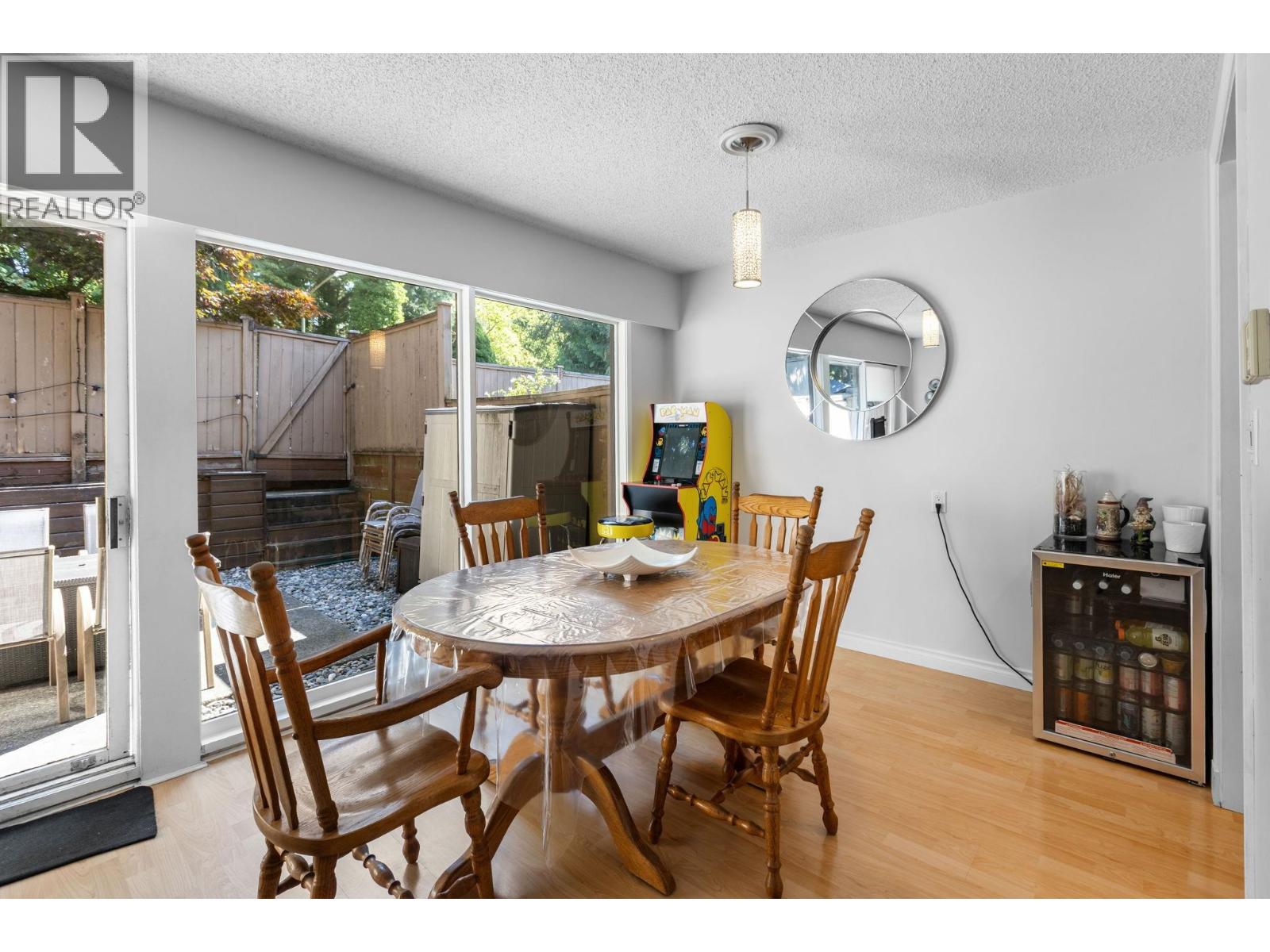 9010 CENTAURUS CIRCLE, Burnaby