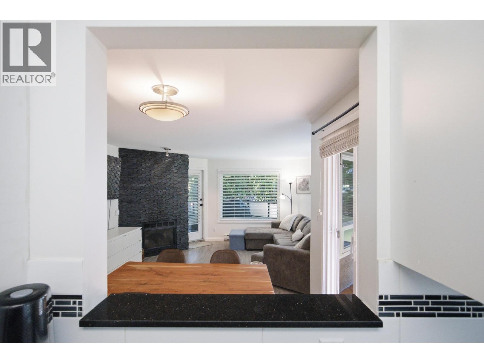 101 175 W 4TH STREET, North Vancouver