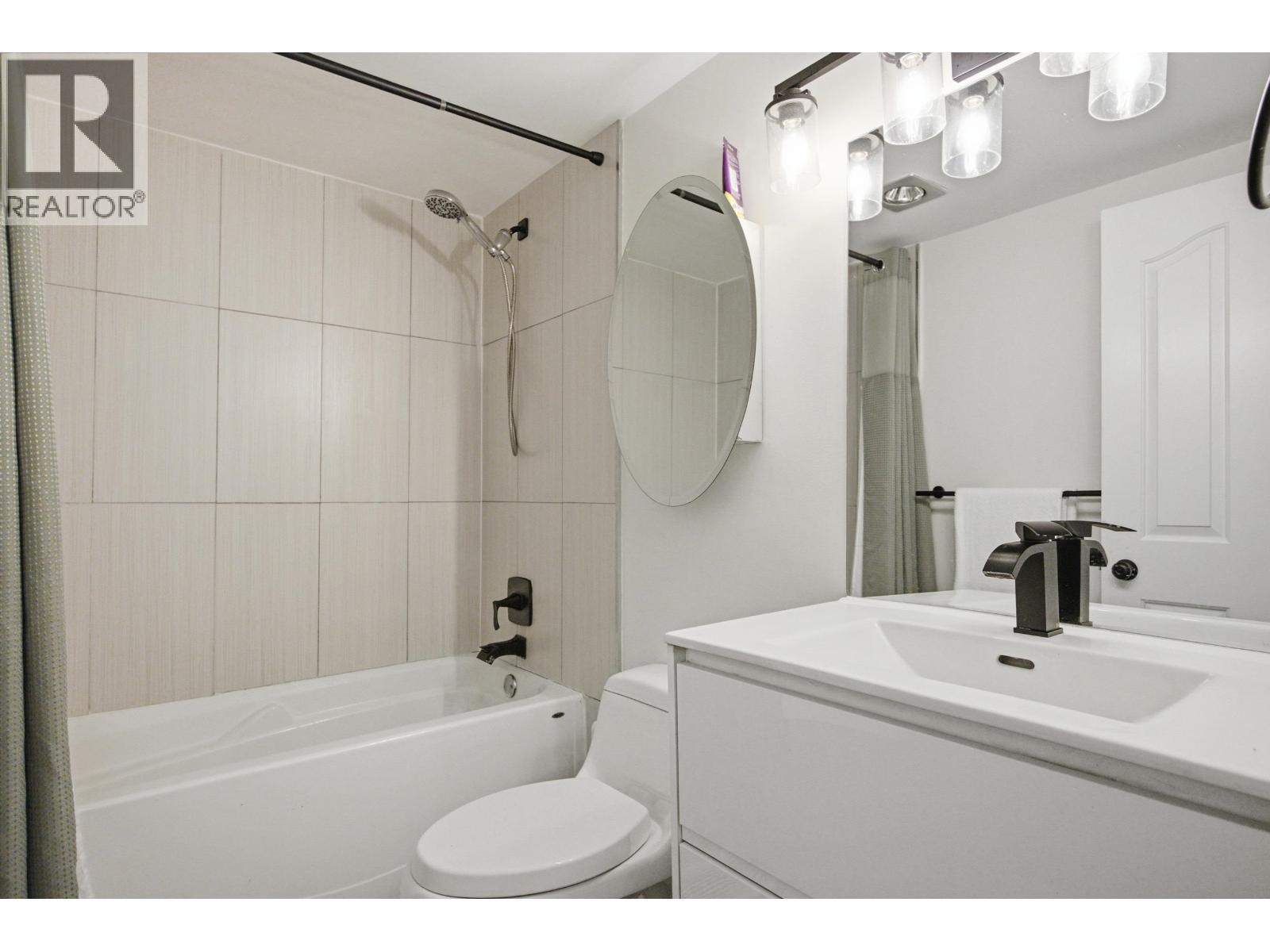 101 175 W 4TH STREET, North Vancouver