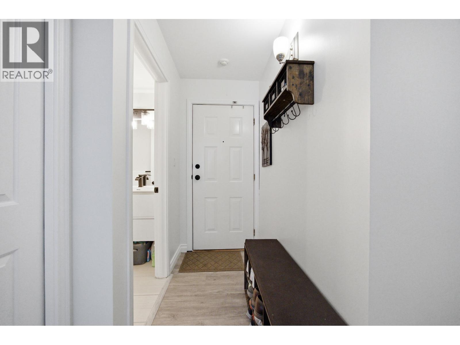 101 175 W 4TH STREET, North Vancouver