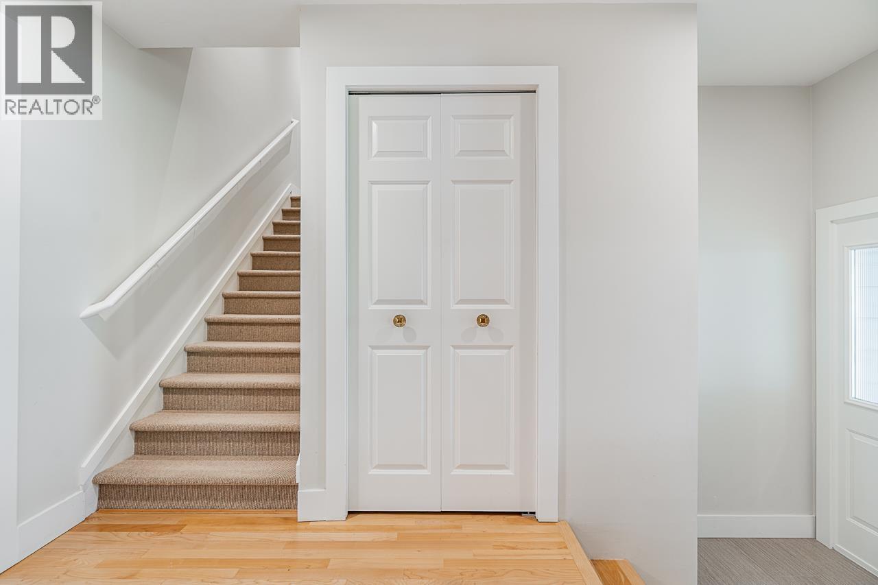 2685 BYRON ROAD, North Vancouver