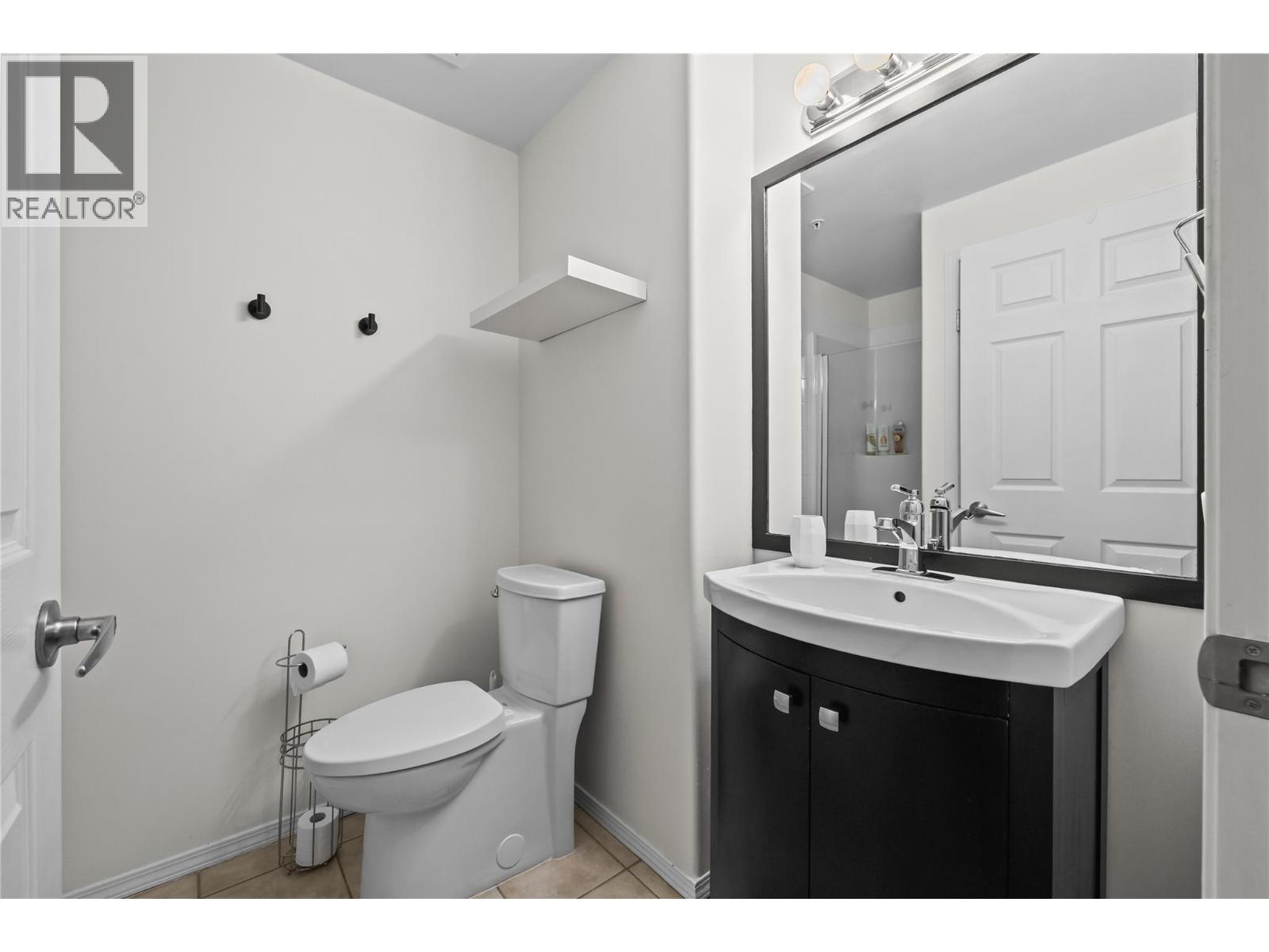 1128 Sunset Drive Unit# 1404, Kelowna