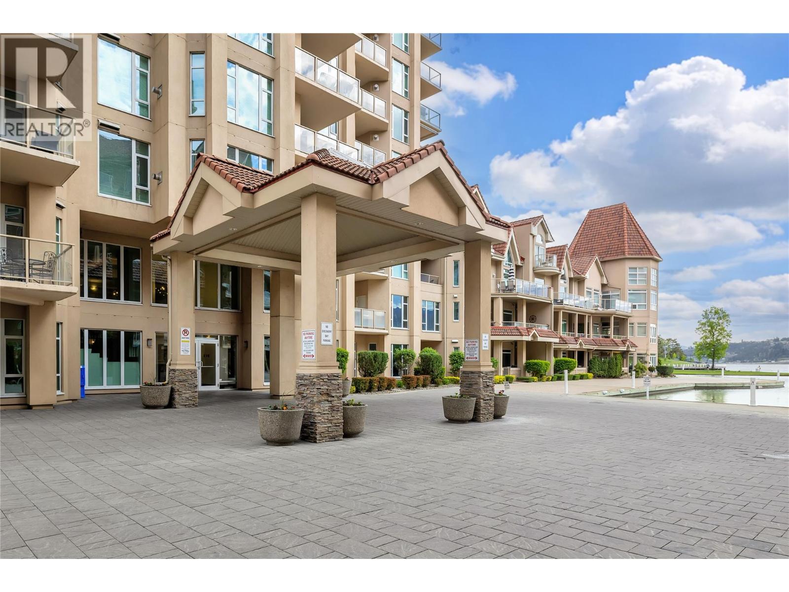 1128 Sunset Drive Unit# 1404, Kelowna
