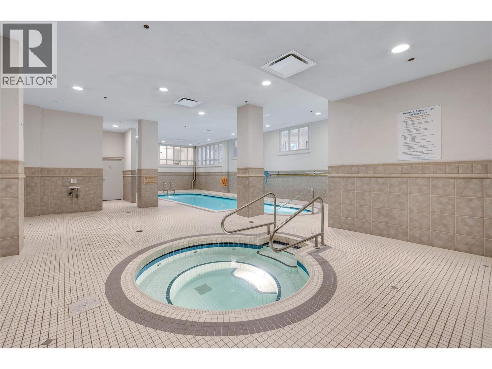 1128 Sunset Drive Unit# 1404, Kelowna