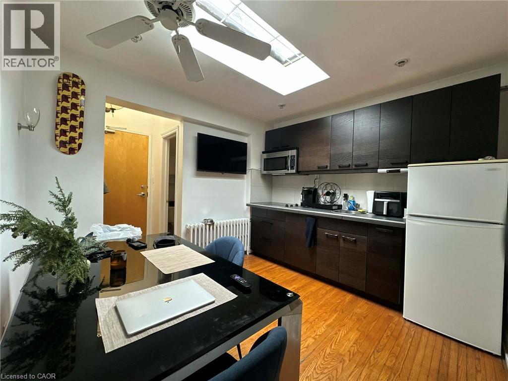 Photo of 237 JAMES Street