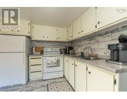 337 Highway 334, Arcadia, NS B0W1B0 Photo 9