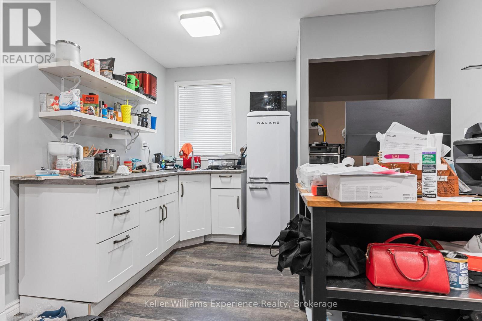 314 8TH STREET E - Image 32