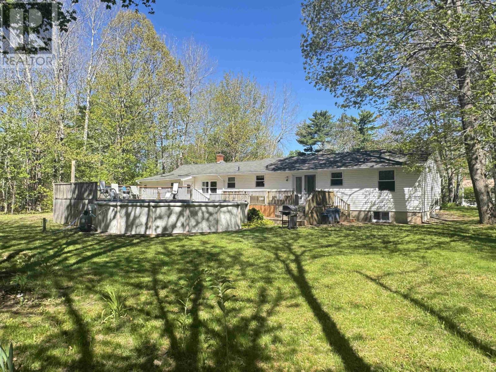 Property 34 of 50 of 2410 Loretta Avenue