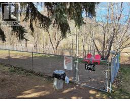 4354 Highway 3 Unit# 36, Keremeos, BC V0X1N1 Photo 12