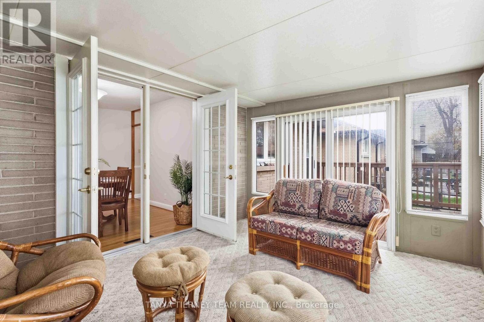 264 BALDWIN STREET - 23