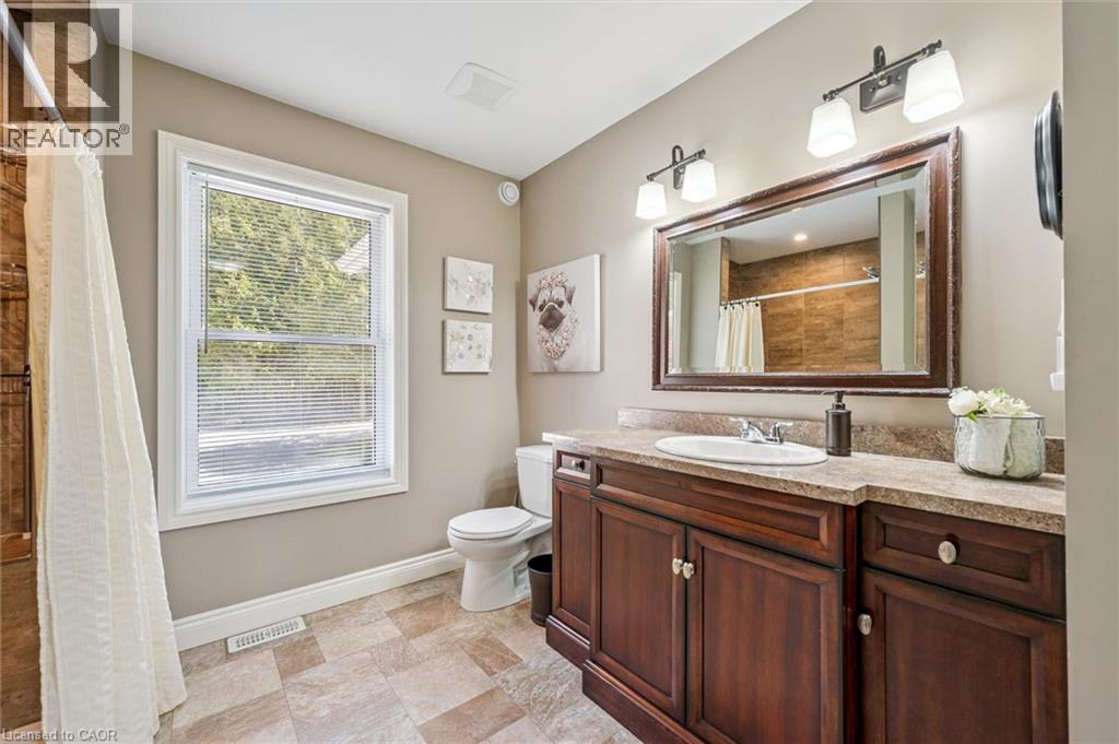 495190 TRAVERSTON Road - 19