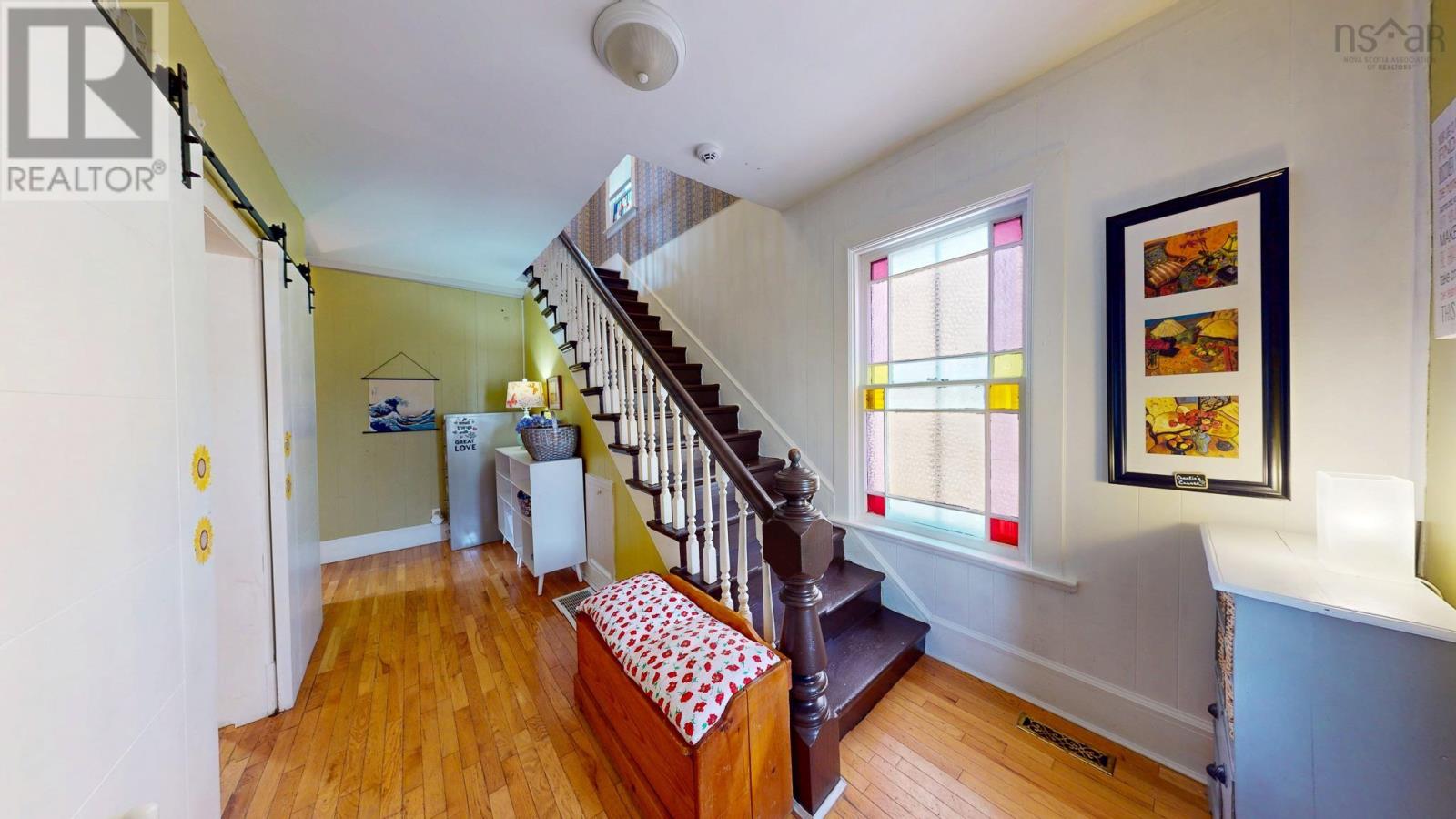 Property 3 of 36 of 213 Victoria Street